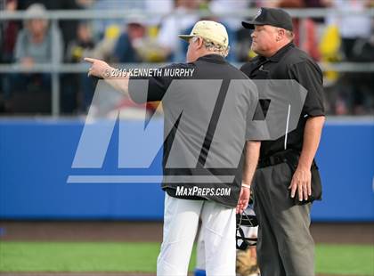 Thumbnail 2 in Cleburne vs Midlothian Game 3 (UIL 5A Regional Quarterfinal) photogallery.