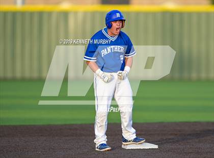 Thumbnail 3 in Cleburne vs Midlothian Game 3 (UIL 5A Regional Quarterfinal) photogallery.