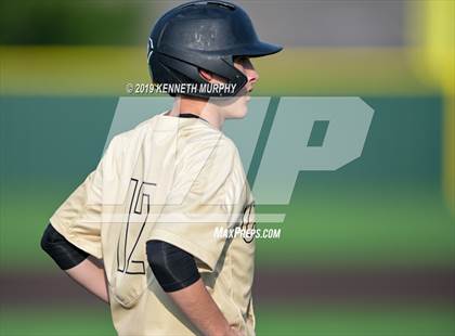 Thumbnail 1 in Cleburne vs Midlothian Game 3 (UIL 5A Regional Quarterfinal) photogallery.