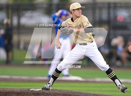 Thumbnail 2 in Cleburne vs Midlothian Game 3 (UIL 5A Regional Quarterfinal) photogallery.