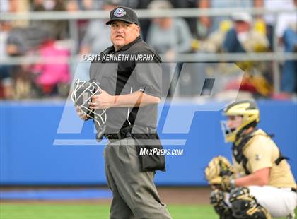 Thumbnail 3 in Cleburne vs Midlothian Game 3 (UIL 5A Regional Quarterfinal) photogallery.