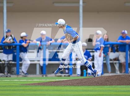 Thumbnail 2 in Cleburne vs Midlothian Game 3 (UIL 5A Regional Quarterfinal) photogallery.