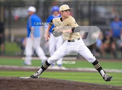 Thumbnail 2 in Cleburne vs Midlothian Game 3 (UIL 5A Regional Quarterfinal) photogallery.