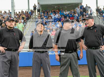 Thumbnail 2 in Cleburne vs Midlothian Game 3 (UIL 5A Regional Quarterfinal) photogallery.