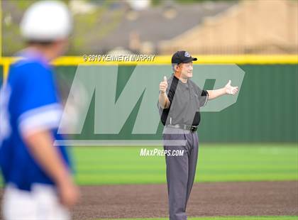 Thumbnail 3 in Cleburne vs Midlothian Game 3 (UIL 5A Regional Quarterfinal) photogallery.