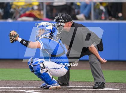 Thumbnail 3 in Cleburne vs Midlothian Game 3 (UIL 5A Regional Quarterfinal) photogallery.
