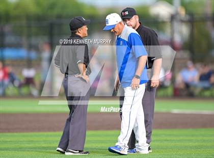 Thumbnail 3 in Cleburne vs Midlothian Game 3 (UIL 5A Regional Quarterfinal) photogallery.