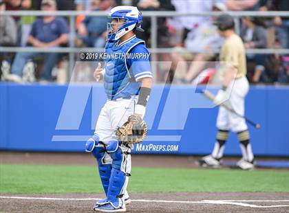 Thumbnail 2 in Cleburne vs Midlothian Game 3 (UIL 5A Regional Quarterfinal) photogallery.