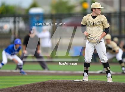 Thumbnail 3 in Cleburne vs Midlothian Game 3 (UIL 5A Regional Quarterfinal) photogallery.