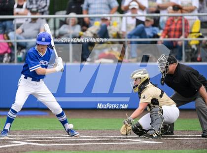 Thumbnail 1 in Cleburne vs Midlothian Game 3 (UIL 5A Regional Quarterfinal) photogallery.