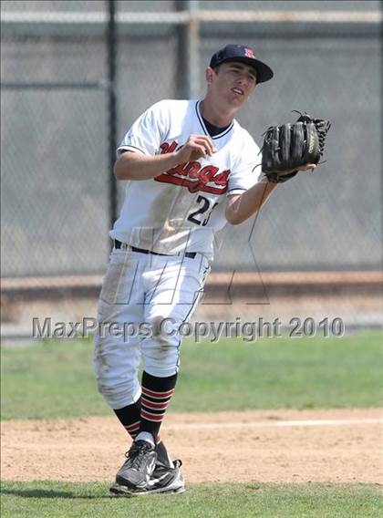 Thumbnail 2 in Moorpark @ Palos Verdes photogallery.