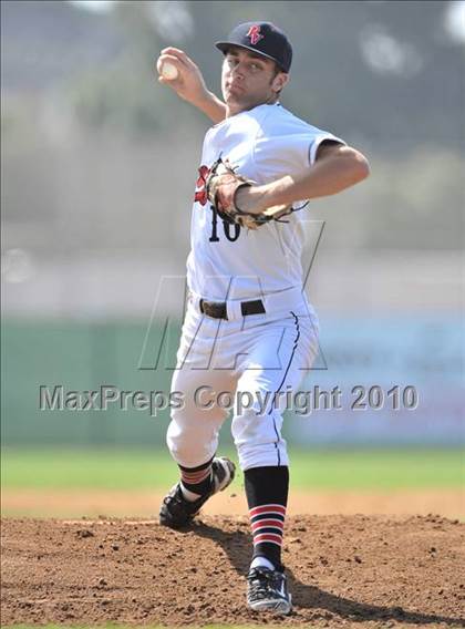 Thumbnail 2 in Moorpark @ Palos Verdes photogallery.
