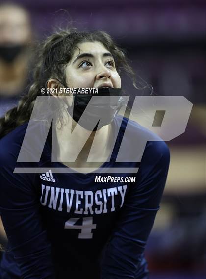 Thumbnail 1 in University vs Lamar (CHSAA 3A 1st Round) photogallery.