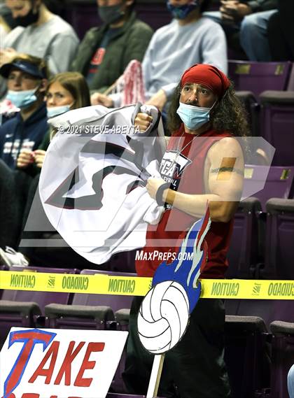 Thumbnail 1 in University vs Lamar (CHSAA 3A 1st Round) photogallery.