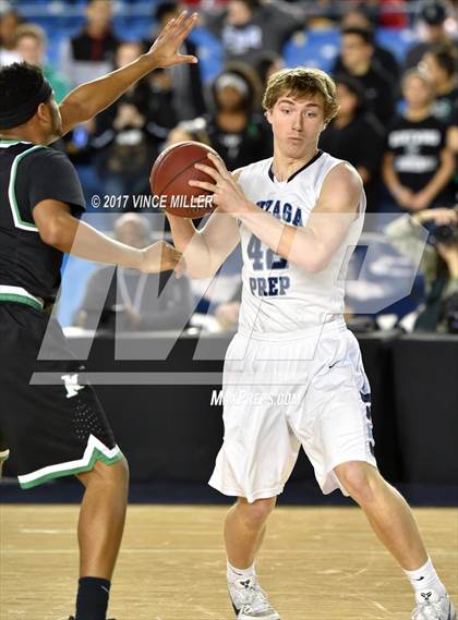 Thumbnail 2 in Gonzaga Prep vs. Kentwood (WIAA 4A Semifinal)  photogallery.