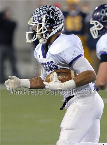 Thumbnail 2 in Pickerington Central vs. St. Ignatius (OHSAA D1 Final) photogallery.
