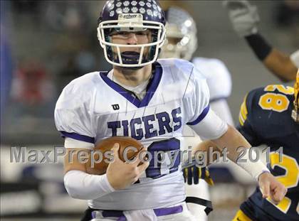 Thumbnail 3 in Pickerington Central vs. St. Ignatius (OHSAA D1 Final) photogallery.