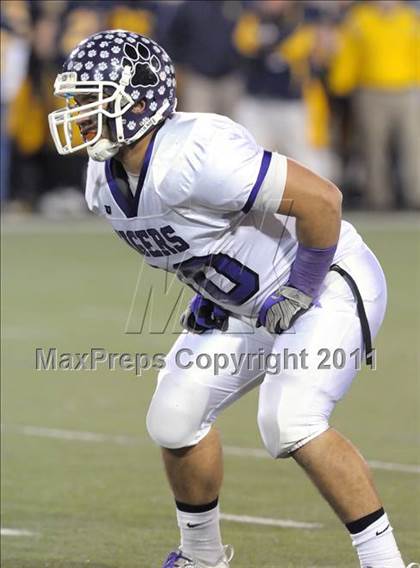 Thumbnail 3 in Pickerington Central vs. St. Ignatius (OHSAA D1 Final) photogallery.