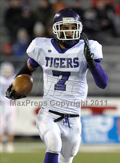 Thumbnail 1 in Pickerington Central vs. St. Ignatius (OHSAA D1 Final) photogallery.