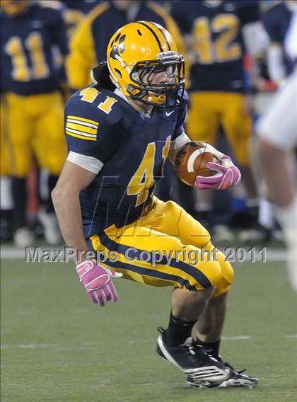 Thumbnail 3 in Pickerington Central vs. St. Ignatius (OHSAA D1 Final) photogallery.