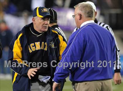 Thumbnail 2 in Pickerington Central vs. St. Ignatius (OHSAA D1 Final) photogallery.