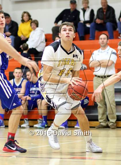 Thumbnail 3 in Wellington-Napoleon vs Lexington (I-70 vs. MRVC East Challenge Tournament) photogallery.