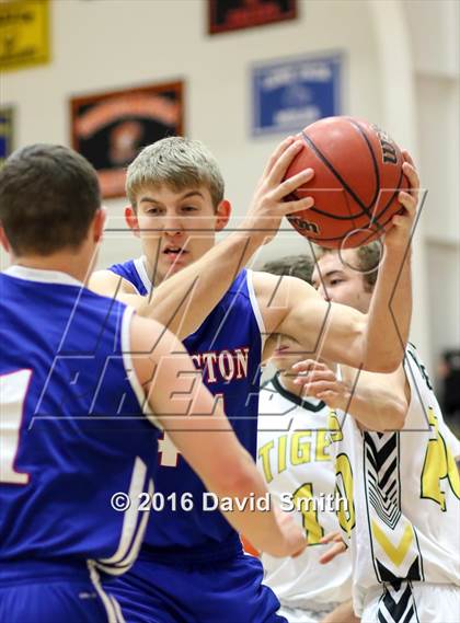 Thumbnail 1 in Wellington-Napoleon vs Lexington (I-70 vs. MRVC East Challenge Tournament) photogallery.