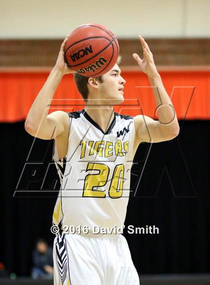 Thumbnail 1 in Wellington-Napoleon vs Lexington (I-70 vs. MRVC East Challenge Tournament) photogallery.