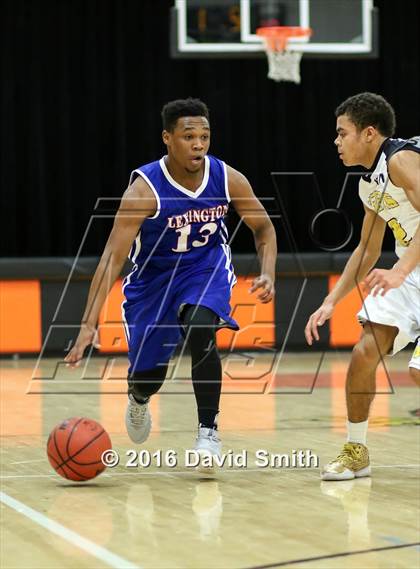 Thumbnail 2 in Wellington-Napoleon vs Lexington (I-70 vs. MRVC East Challenge Tournament) photogallery.