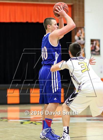 Thumbnail 2 in Wellington-Napoleon vs Lexington (I-70 vs. MRVC East Challenge Tournament) photogallery.