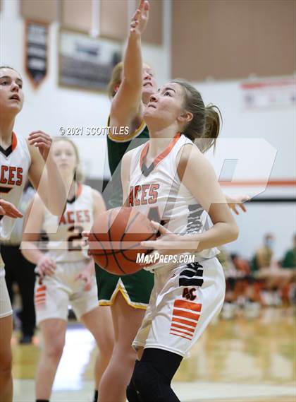 Thumbnail 1 in Hamilton Township vs Amanda-Clearcreek photogallery.