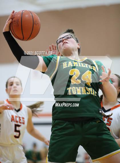 Thumbnail 1 in Hamilton Township vs Amanda-Clearcreek photogallery.