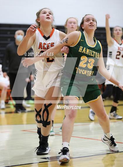 Thumbnail 2 in Hamilton Township vs Amanda-Clearcreek photogallery.