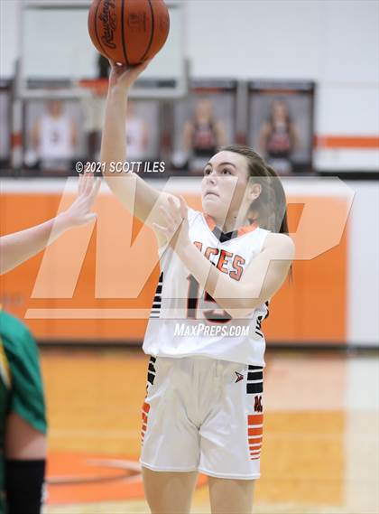 Thumbnail 3 in Hamilton Township vs Amanda-Clearcreek photogallery.