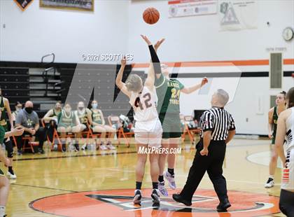 Thumbnail 1 in Hamilton Township vs Amanda-Clearcreek photogallery.