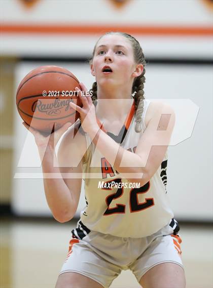 Thumbnail 3 in Hamilton Township vs Amanda-Clearcreek photogallery.