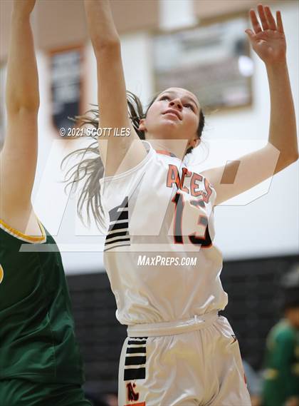 Thumbnail 1 in Hamilton Township vs Amanda-Clearcreek photogallery.