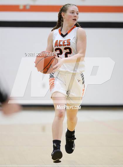 Thumbnail 2 in Hamilton Township vs Amanda-Clearcreek photogallery.