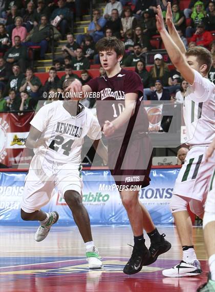 Thumbnail 3 in Harrisville vs Newfield (NYSPHSAA Class D Semifinal) photogallery.