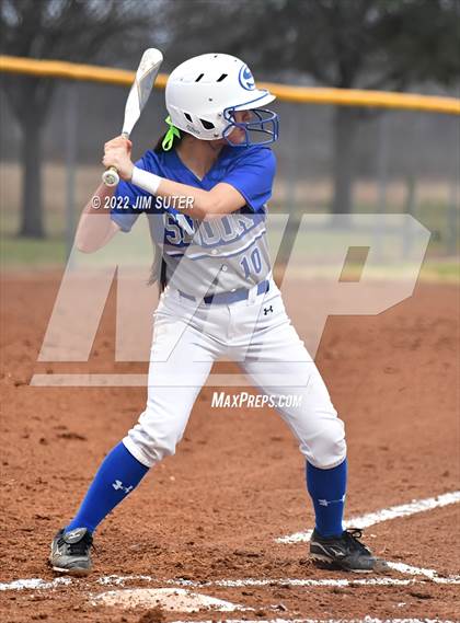 Thumbnail 2 in Snook vs Iola photogallery.