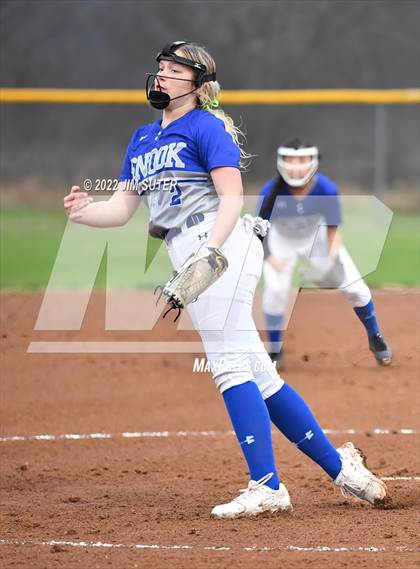 Thumbnail 3 in Snook vs Iola photogallery.