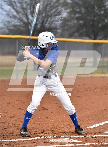 Thumbnail 1 in Snook vs Iola photogallery.