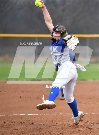 Thumbnail 1 in Snook vs Iola photogallery.