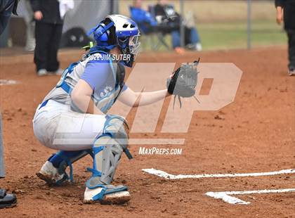 Thumbnail 2 in Snook vs Iola photogallery.