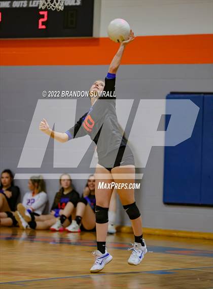 Thumbnail 2 in Maplesville @ Chilton County photogallery.