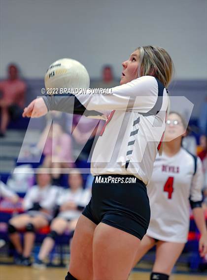 Thumbnail 3 in Maplesville @ Chilton County photogallery.