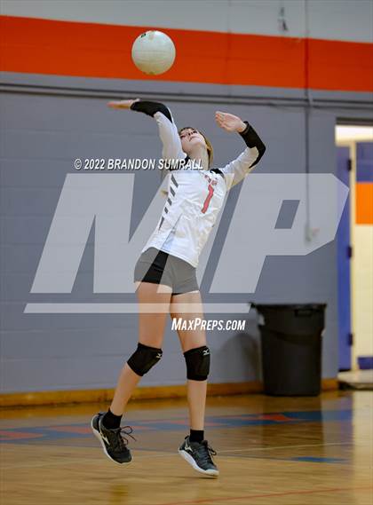 Thumbnail 2 in Maplesville @ Chilton County photogallery.