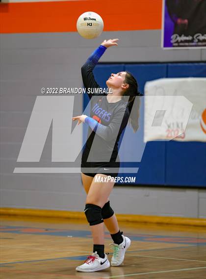 Thumbnail 3 in Maplesville @ Chilton County photogallery.