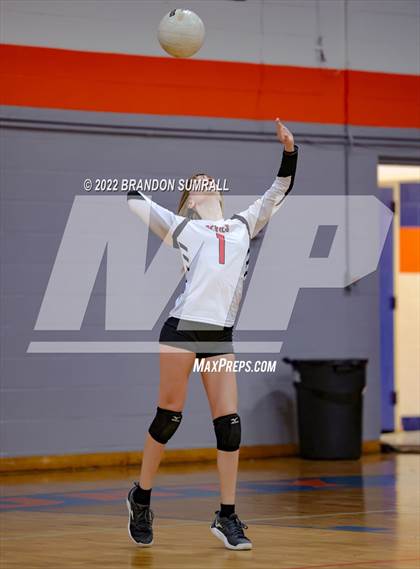 Thumbnail 1 in Maplesville @ Chilton County photogallery.
