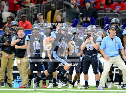 Thumbnail 1 in Hahnville vs. Zachary (LHSAA 5A Final) photogallery.